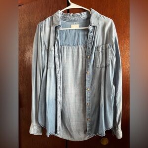 Women’s long sleeve blue denim button down shirt
